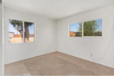 15105 Condor, Victorville, CA 92394 - Photo 17