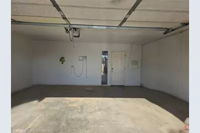 11353 Shahaptain, Hesperia, CA 92345 - Photo 11