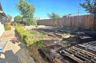 11353 Shahaptain, Hesperia, CA 92345 - Photo 37