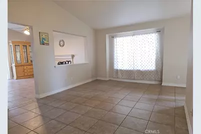 13385 Monterey, Victorville, CA 92392 - Photo 5