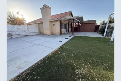 13385 Monterey, Victorville, CA 92392 - Photo 17