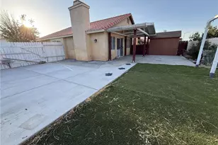 13385 Monterey, Victorville, CA 92392 - Photo 17