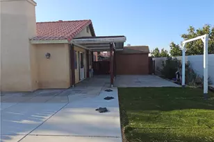 13385 Monterey, Victorville, CA 92392 - Photo 21