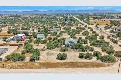 8172 Coyote, Hesperia, CA 92344 - Photo 45