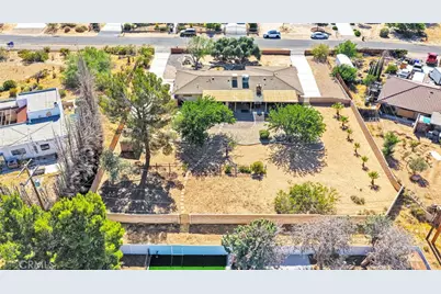 20135 Eyota Road, Apple Valley, CA 92308 - Photo 53