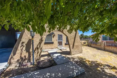 2037 Sequoia, Barstow, CA 92311 - Photo 7