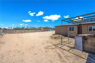 2037 Sequoia, Barstow, CA 92311 - Photo 35