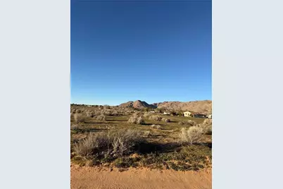 2 Zuni, Apple Valley, CA 92307 - Photo 3