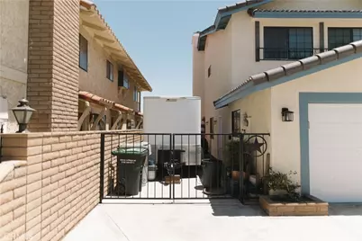 18184 Harbor, Victorville, CA 92395 - Photo 15