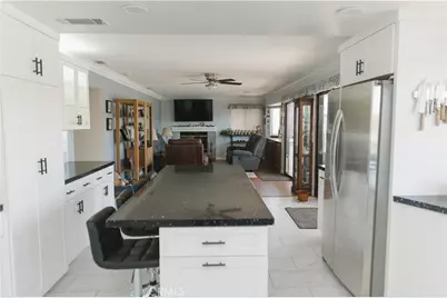 18184 Harbor, Victorville, CA 92395 - Photo 3