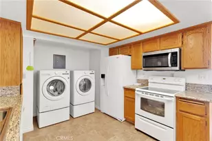 19228 Cottonwood Dr, Apple Valley, CA 92308 - Photo 11