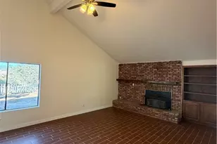 29642 Hart Oaks Dr, Keene, CA 93531 - Photo 13