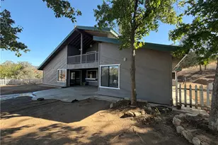 29642 Hart Oaks Dr, Keene, CA 93531 - Photo 5