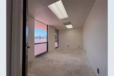 1076 Santo Antonio Drive #H, Colton, CA 92324 - Photo 5
