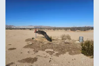 1 Navajo Road, Apple Valley, CA 92307 - Photo 23