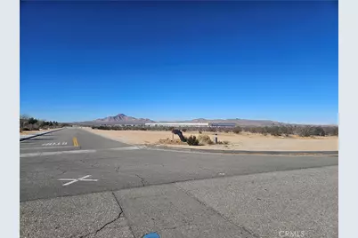 1 Navajo Road, Apple Valley, CA 92307 - Photo 7