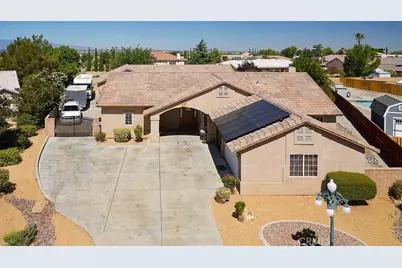 12776 Skyline Ranch, Apple Valley, CA 92308 - Photo 3