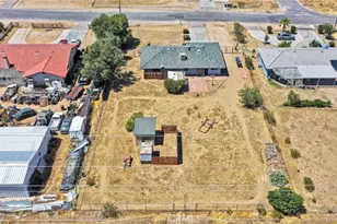 15747 Lindero St, Victorville, CA 92395 - Photo 35