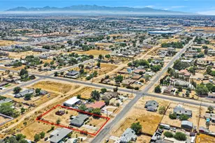 15747 Lindero St, Victorville, CA 92395 - Photo 39
