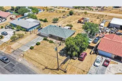 15747 Lindero Street, Victorville, CA 92395 - Photo 33