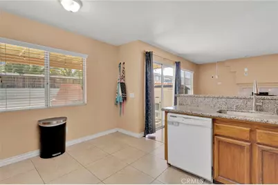 13194 Cardinal, Victorville, CA 92392 - Photo 25