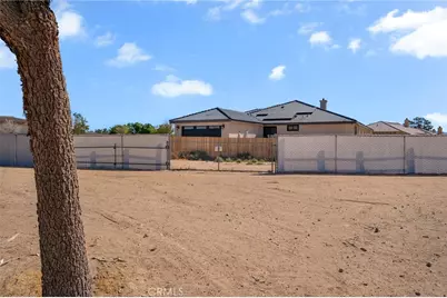 20660 US Highway 18, Apple Valley, CA 92307 - Photo 29