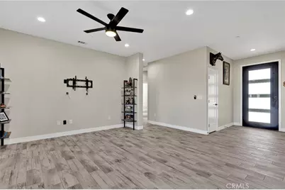 9831 Buttemere, Phelan, CA 92371 - Photo 7