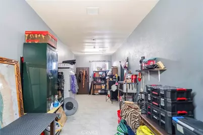 2945 Tweedy, South Gate, CA 90280 - Photo 19