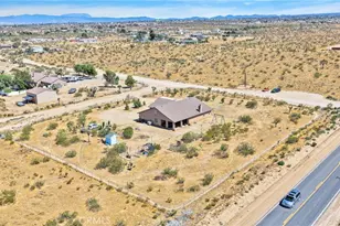 11722 Brookside Ct, Phelan, CA 92371 - Photo 59