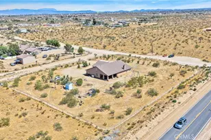 11722 Brookside Ct, Phelan, CA 92371 - Photo 59