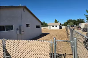 10387 Portland, Hesperia, CA 92345 - Photo 9