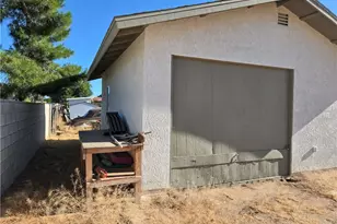 10387 Portland, Hesperia, CA 92345 - Photo 47
