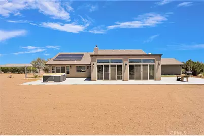 9879 Silver Palm Drive, Oak Hills, CA 92344 - Photo 49