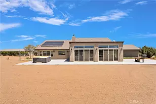 9879 Silver Palm Dr, Oak Hills, CA 92344 - Photo 49