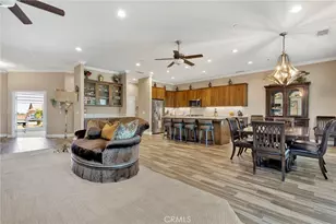 9879 Silver Palm Dr, Oak Hills, CA 92344 - Photo 17