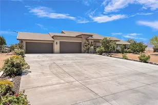 9879 Silver Palm Dr, Oak Hills, CA 92344 - Photo 5