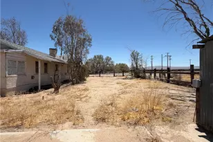 567 W Yermo, Yermo, CA 92398 - Photo 33