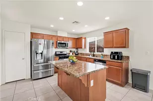 13918 Old Mill Ln, Victorville, CA 92394 - Photo 15