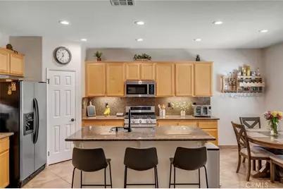 12463 Antelope Drive, Victorville, CA 92392 - Photo 13