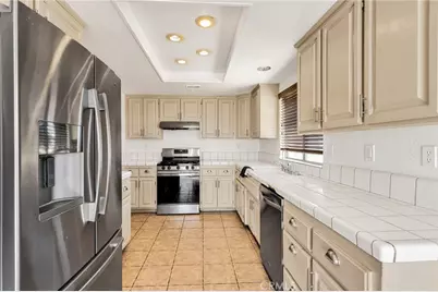 10521 3rd Avenue, Hesperia, CA 92345 - Photo 13