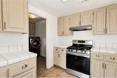 10521 3rd Avenue, Hesperia, CA 92345 - Photo 15