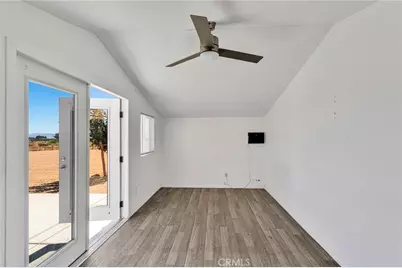 10521 3rd Avenue, Hesperia, CA 92345 - Photo 35