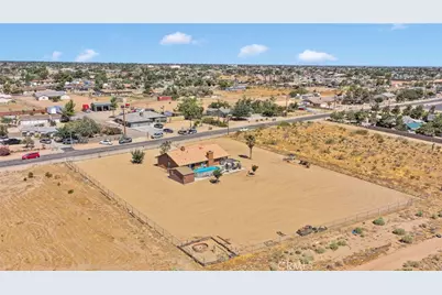 10521 3rd Avenue, Hesperia, CA 92345 - Photo 45