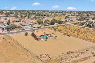 10521 3rd Ave, Hesperia, CA 92345 - Photo 45