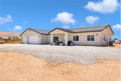 10770 Chipmunk, Apple Valley, CA 92308 - Photo 3