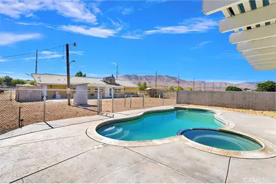 10080 Deep Creek Road, Apple Valley, CA 92308 - Photo 49