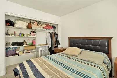 10080 Deep Creek Road, Apple Valley, CA 92308 - Photo 31