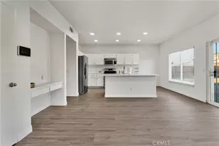 13653 Cobalt Rd, Victorville, CA 92392 - Photo 9