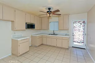 15935 Live Oak, Hesperia, CA 92345 - Photo 11