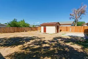 15935 Live Oak, Hesperia, CA 92345 - Photo 23